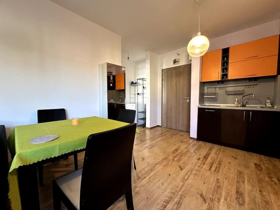Cozy Flat In Central صوفيا المظهر الخارجي الصورة